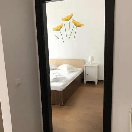 Marty S Summerland Apartment Mamaia